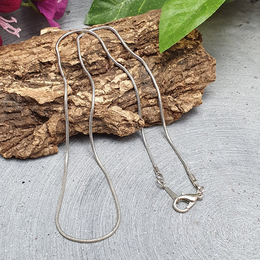 Schlangenkette mit Karabinerverschluß, 45cm, 1,1mm, altsilber