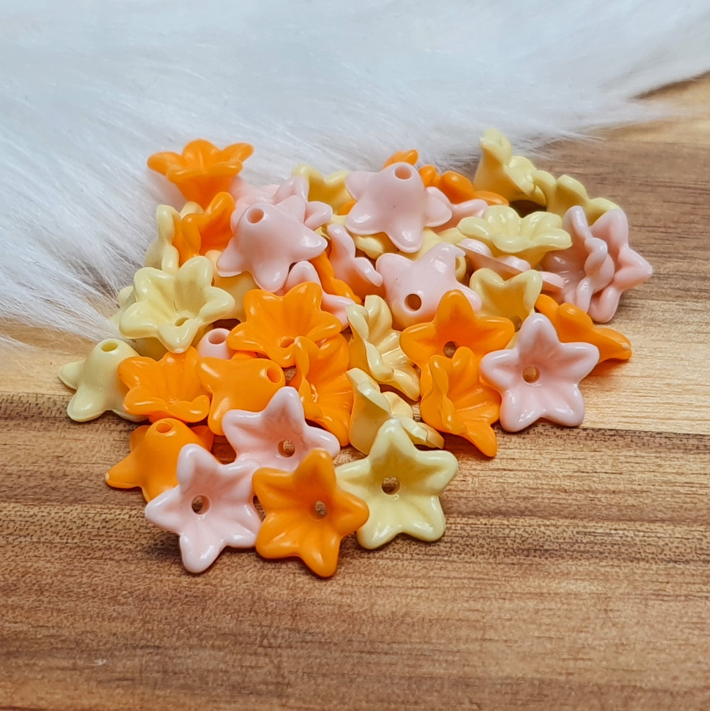 40 Blüten Käppchen, 9mm, Sommerfarben - MIX, Acryl, Opak, Kreativbedarf