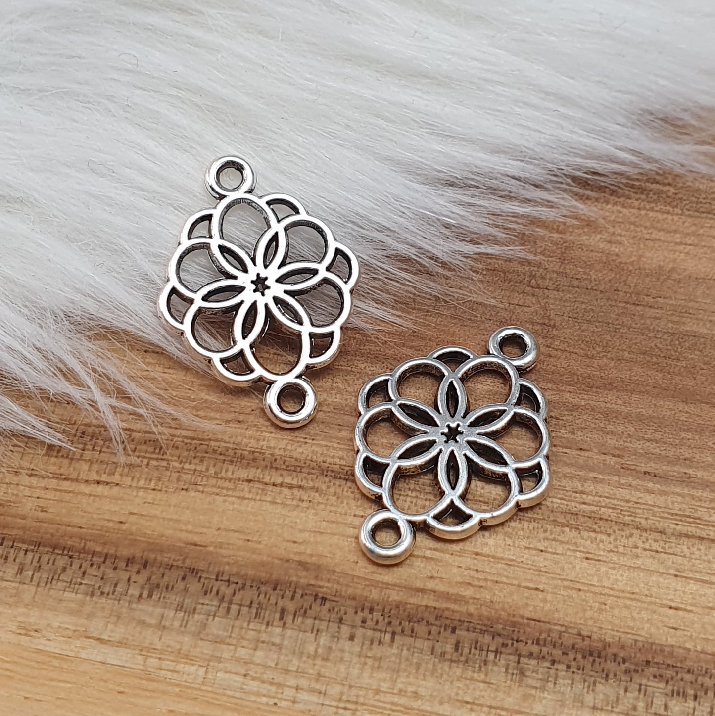 2 Verbinder, Blume des Lebens, 21x15mm, silberfarbig