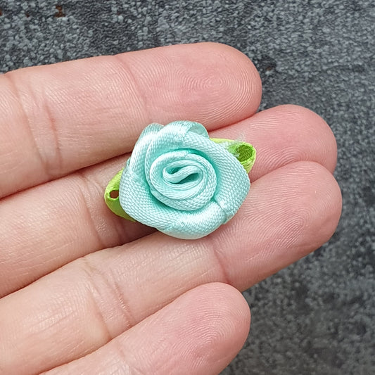 6 Satinrosen, 20mm, Aquablau, Satinröschen, Applikation, Deko, Kreativbedarf