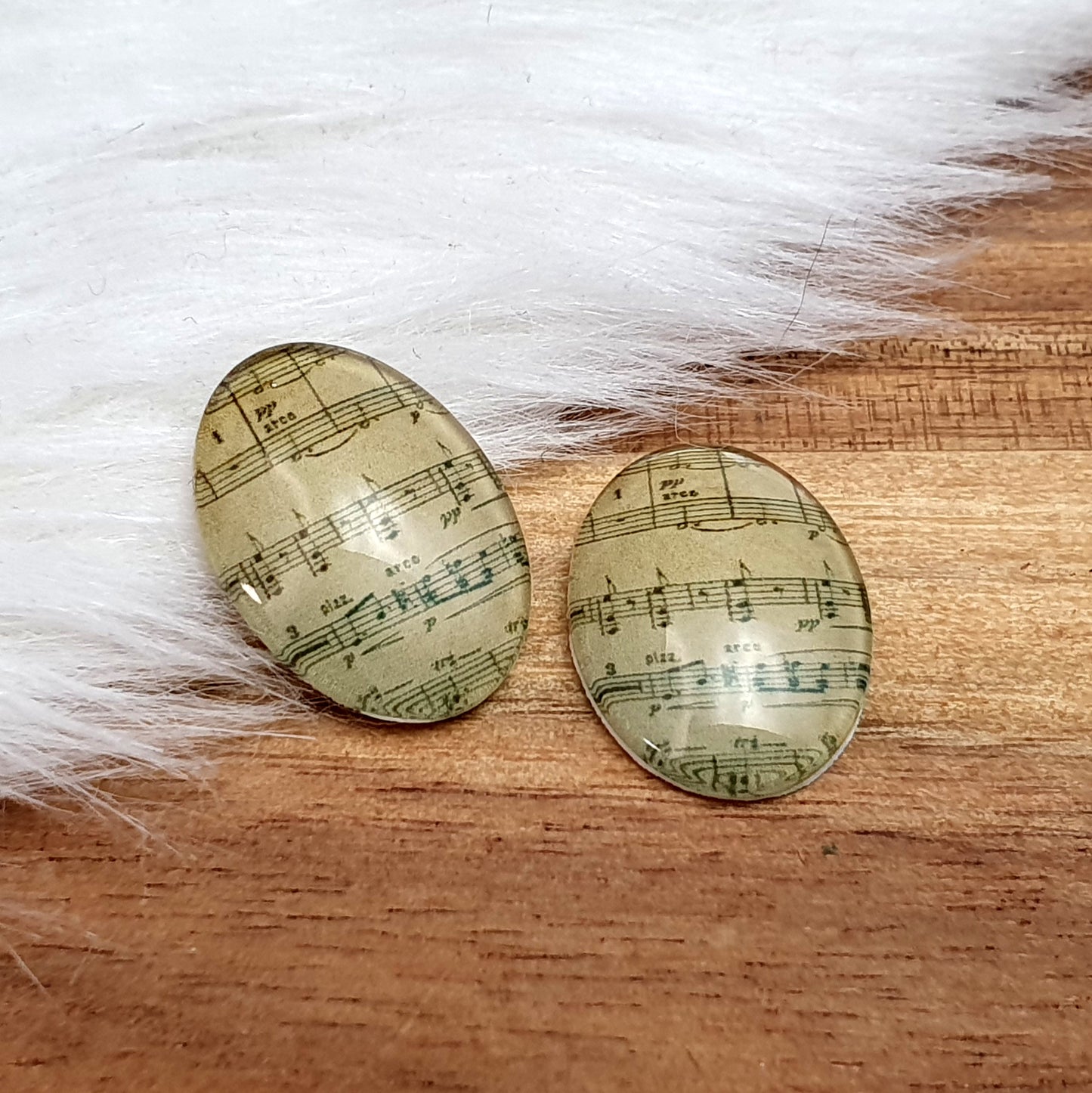 2 Cabochons, Glas, Oval, 13x18mm, mit verschiedenen Motiven, Schmuck DIY