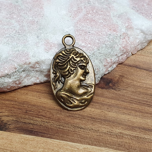 2 Anhänger, Frauenbild, Cameo, Gemme,29mm, antik bronzefarbig, Schmuck Basteln