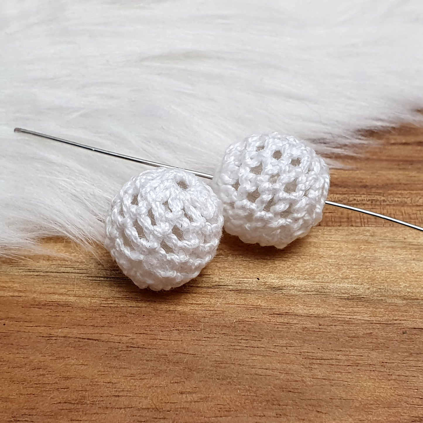 2 Häkelperlen, 15mm, Schmuck Basteln