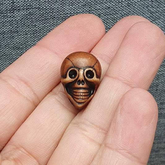4 Perlen, Skull, Totenkopf, 19mm, Braun, Kunststoff