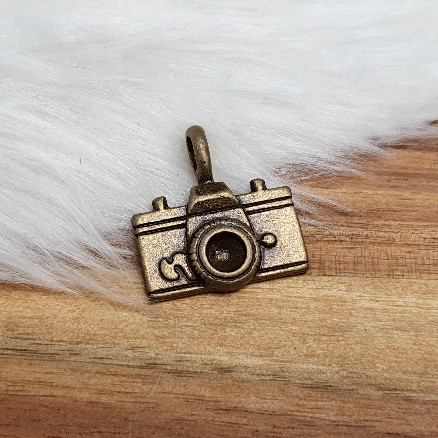 Anhänger Fotoapparat, 21mm, antik bronzefarbig, Schmuck basteln