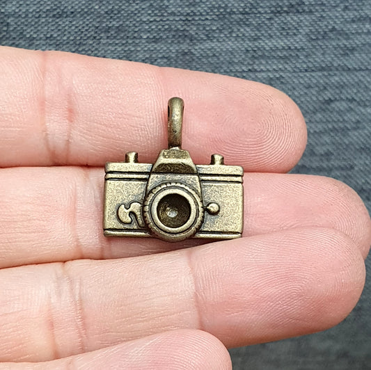 Anhänger Fotoapparat, 21mm, antik bronzefarbig, Schmuck basteln