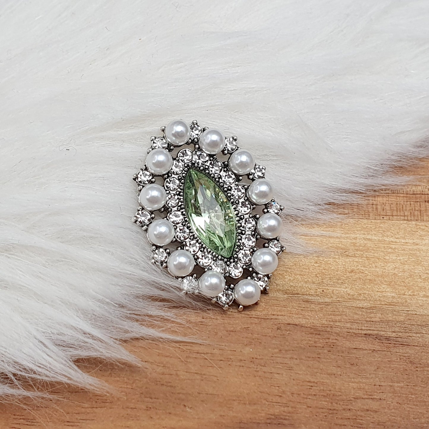 Zierelement mit Strass, Kunstperlen & Schmuckstein, 30 x 21mm