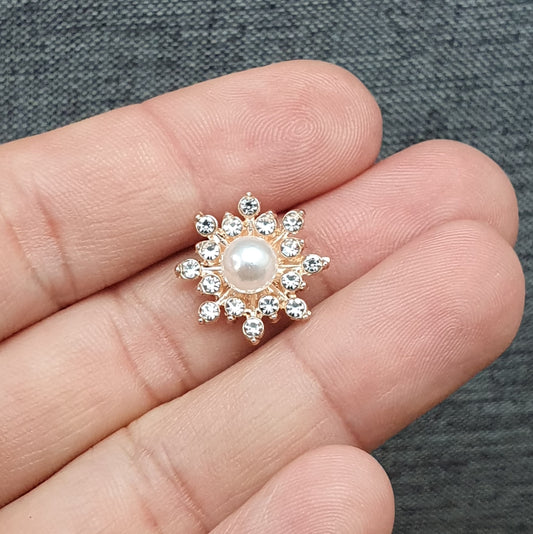 Zierelement mit Strass & weißer Kunstperle, 16x15mm