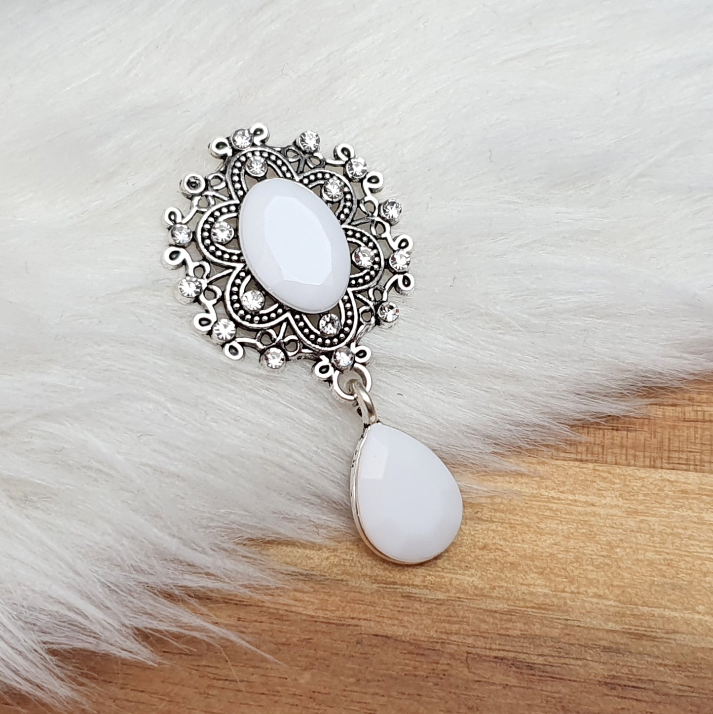 Zierelement mit Strass & Schmuckstein, 45 x 23mm