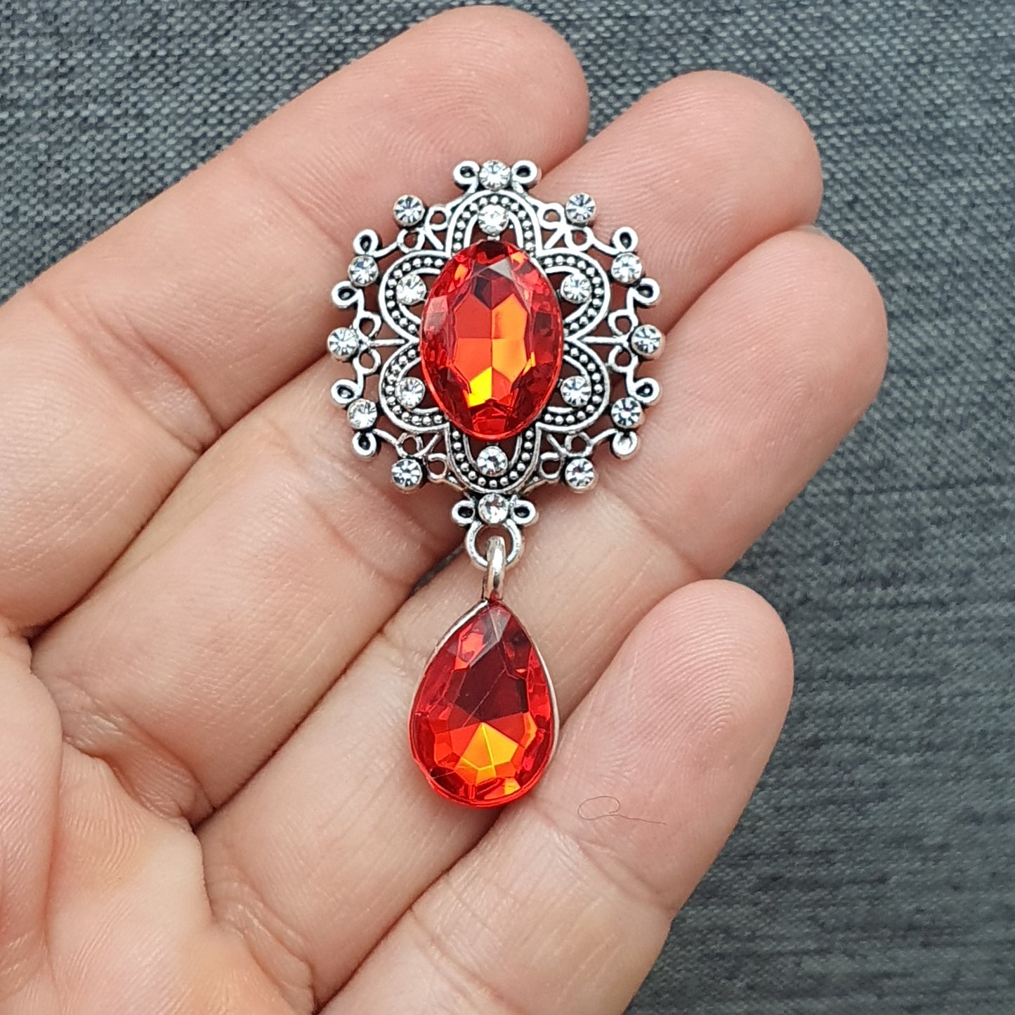 Zierelement mit Strass & Schmuckstein, 45 x 23mm
