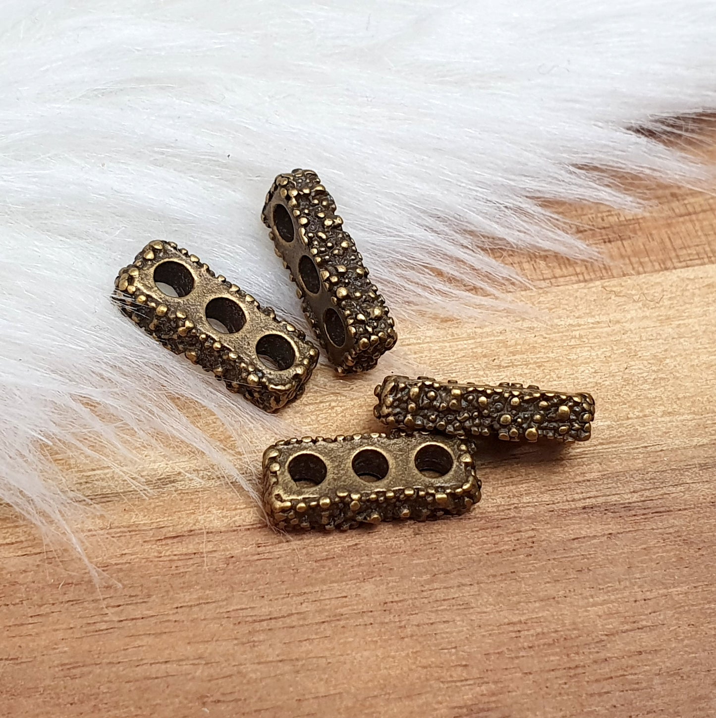 6 Metallperlen, Spacer, Stege mit 3 Löchern, 16mm, antik bronzefarben, Schmuck DIY