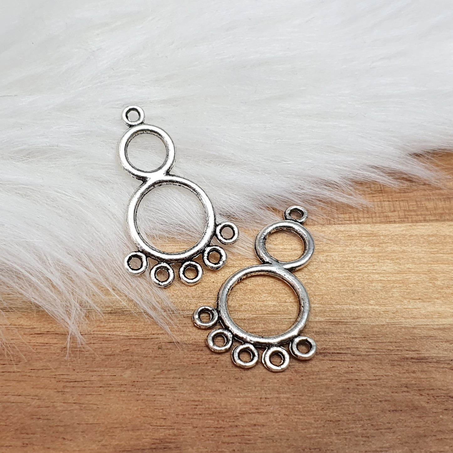4 Verbinder in Form einer 8, 30mm, antik silberfarbig, Schmuck Basteln