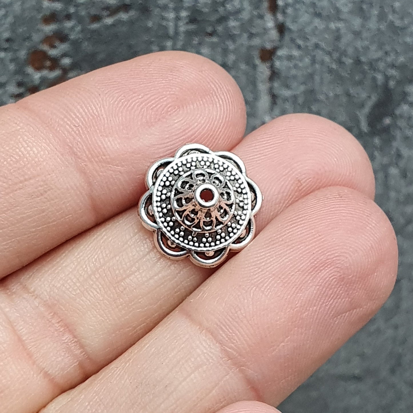 6 Perlenkappen, Zierkappe, 14mm, antik silberfarbig, Schmuck Basteln