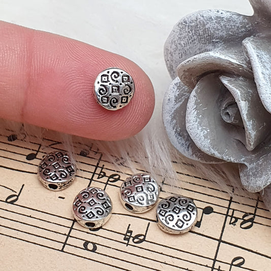 5 Metallperlen, Linse, 7mm mit antiken Schwärzungen