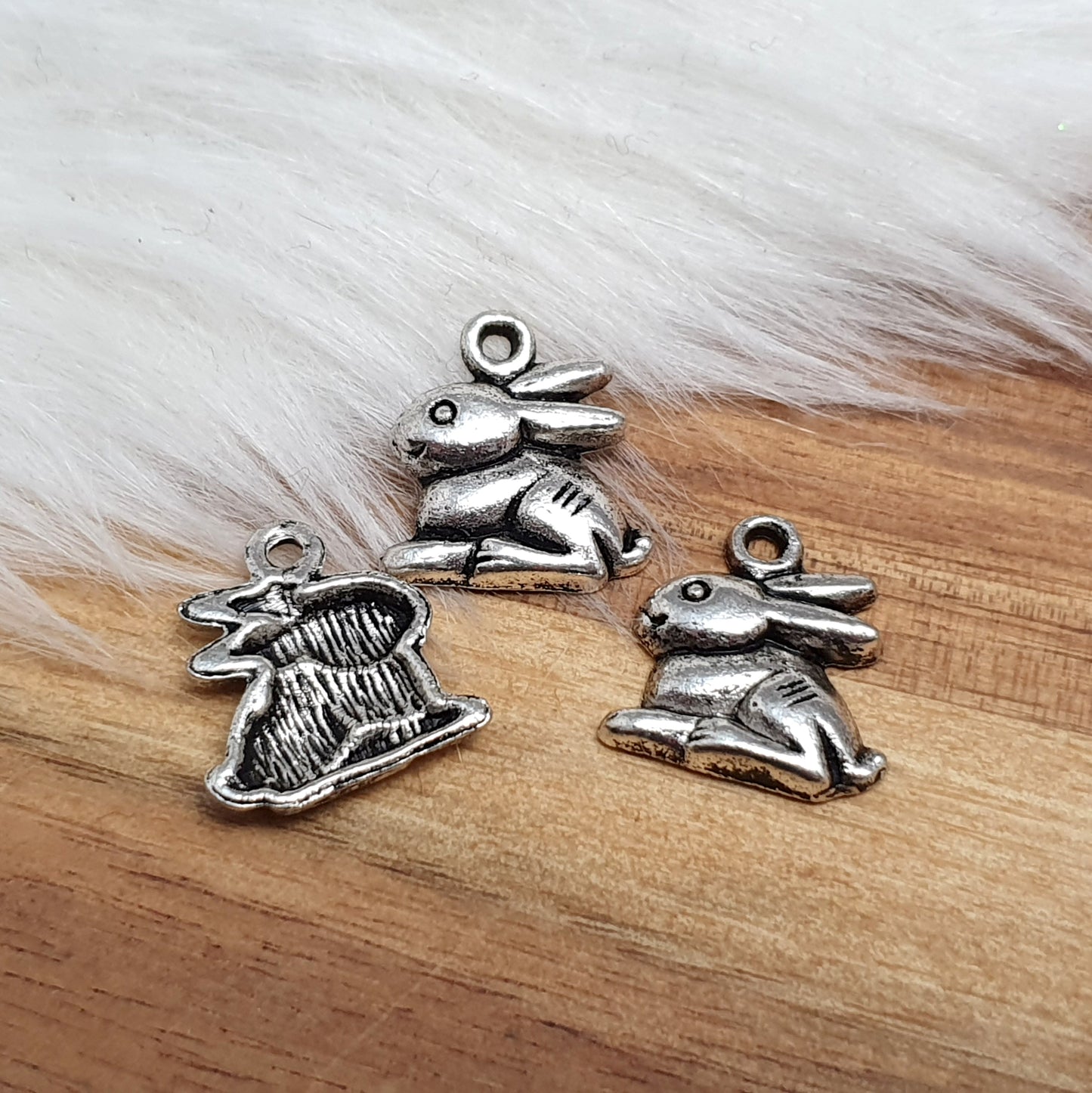 3 Charms, Anhänger Häschen, 14mm, antik silberfarbig