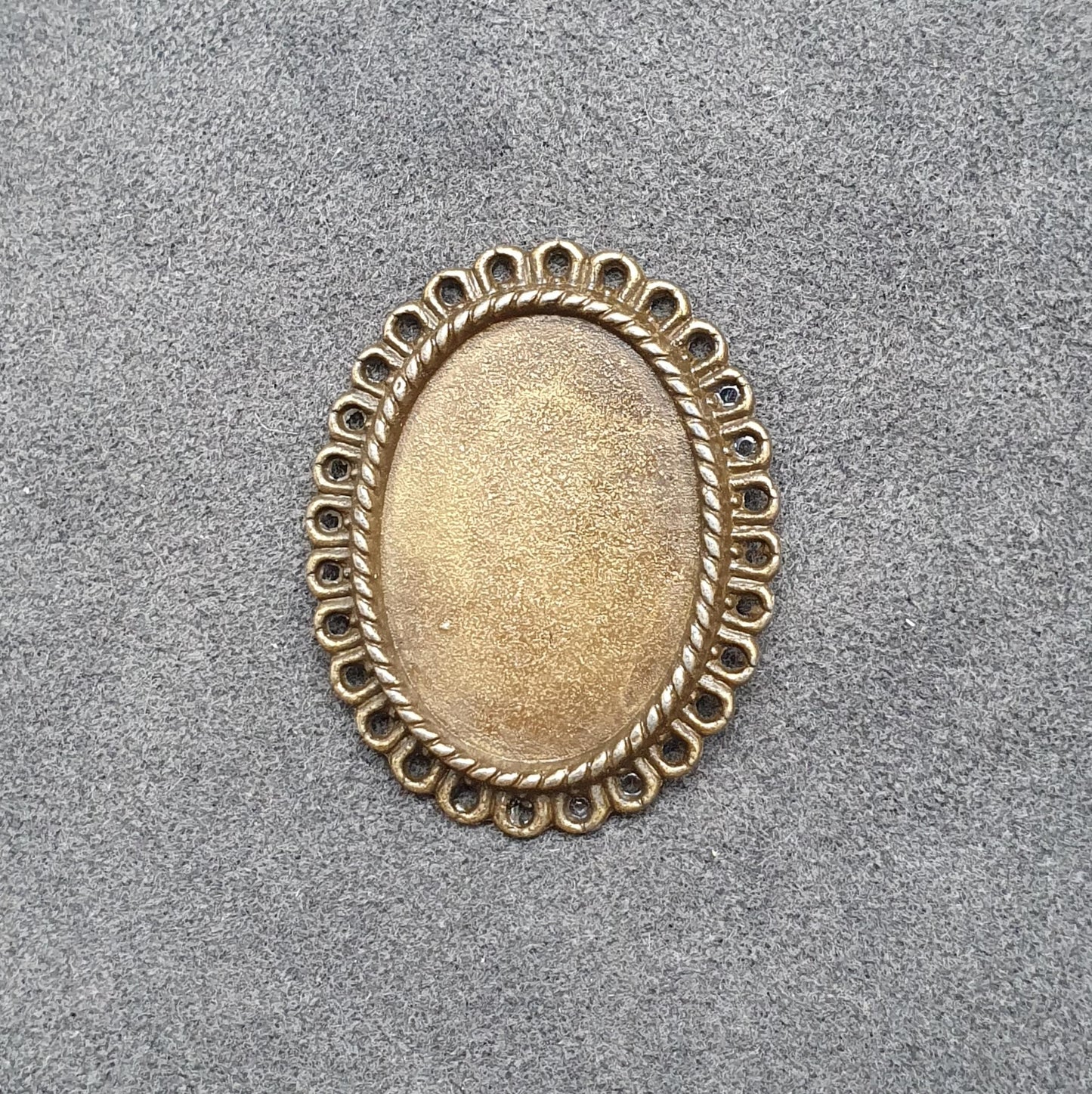 1x Anhänger für Cabochons, Oval 26x19mm, antik bronzefarbig