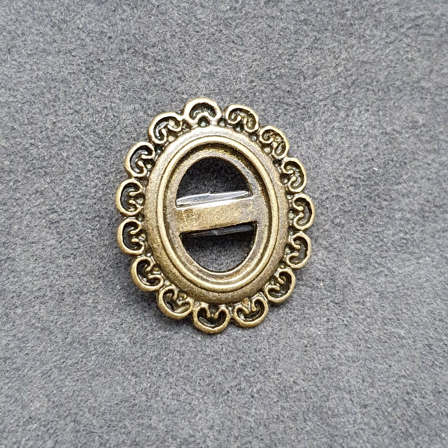 Broschenrohling für Cabochons, Oval 13x17mm, antik bronzefarbig