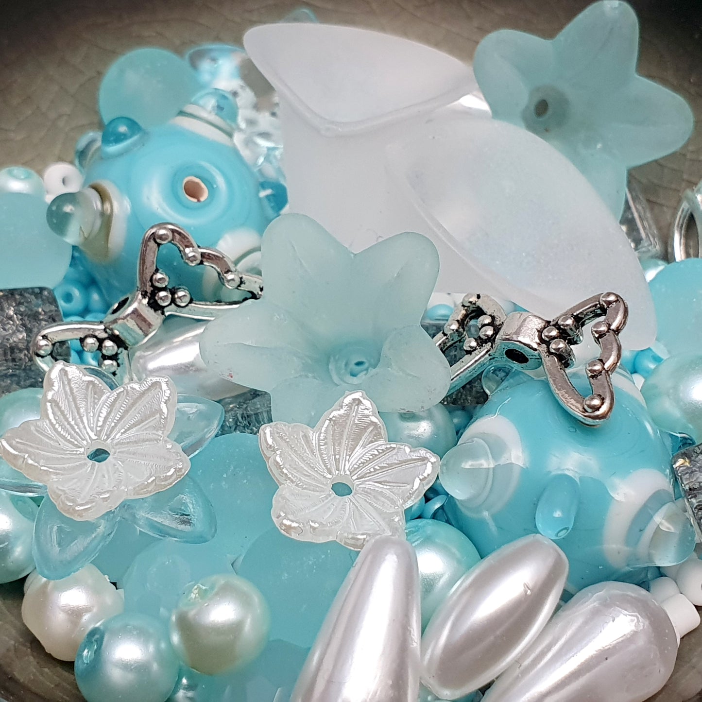 45g Perlenmischung, Aquablau, Glasperlen, Blüten, Lotus