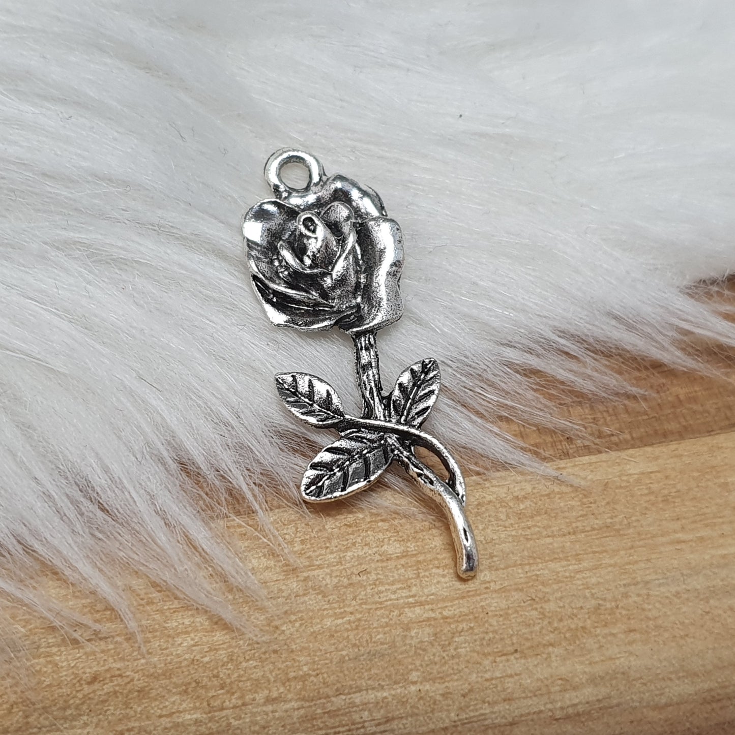 Anhänger Rose, 36mm, antik silberfarbig