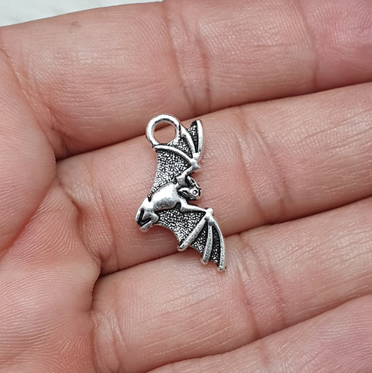 3x Anhänger Fledermaus,  22mm, antik silberfarbig
