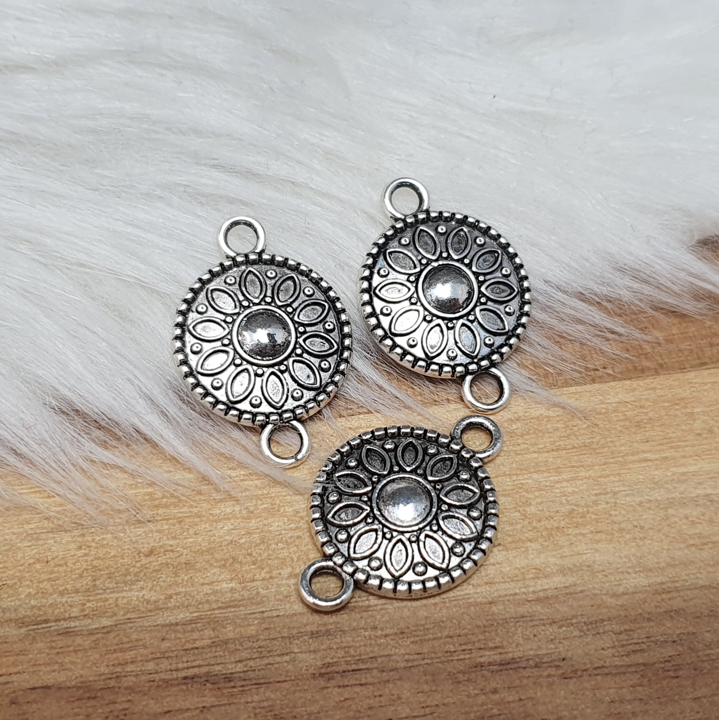 3x Verbinder Boho, mit 2 Ösen, 23mm, antik silberfarbig