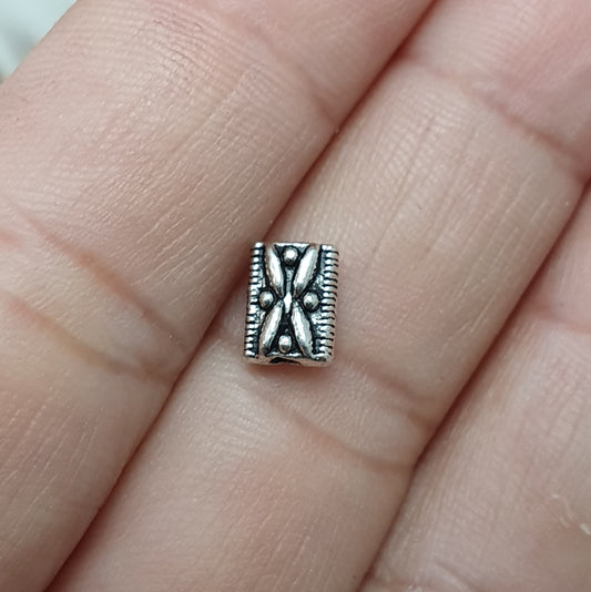 10 Metallperlen, Spacer, Kissen, 7mm, antik silberfarbig