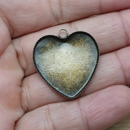 2x Anhänger Herz, für Cabochon 25mm,antik bronzefarbig