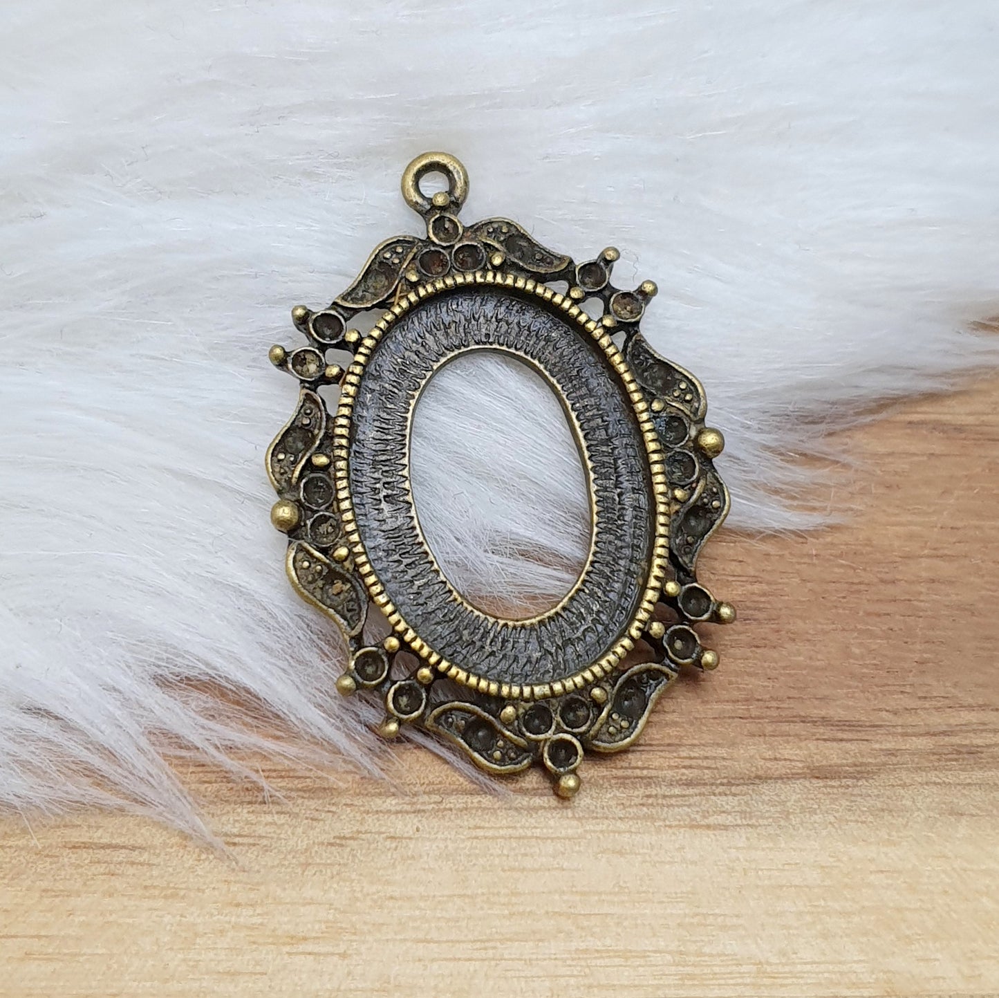 1x Setting, Anhänger, für Cabochon 18x25mm, antik bronzefarbig