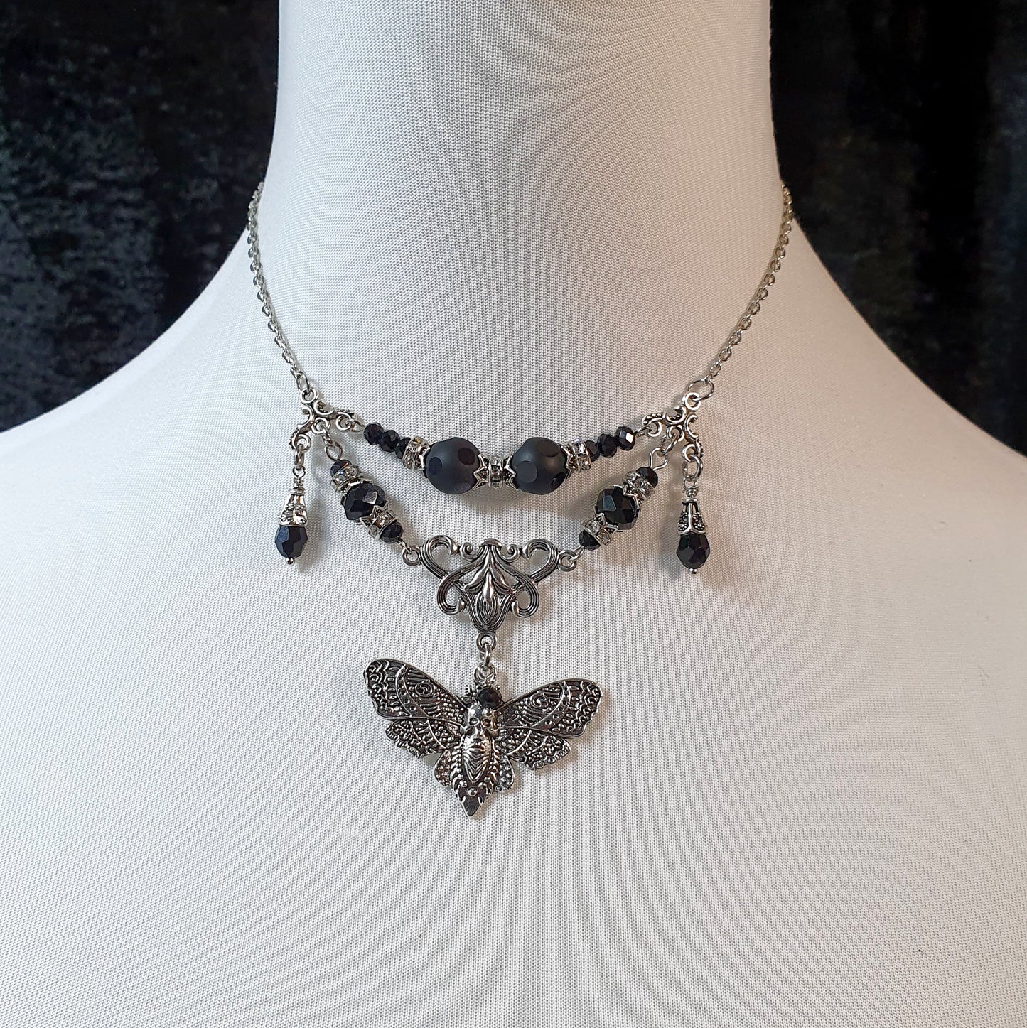 Halskette Totenkopfmotte Gothic