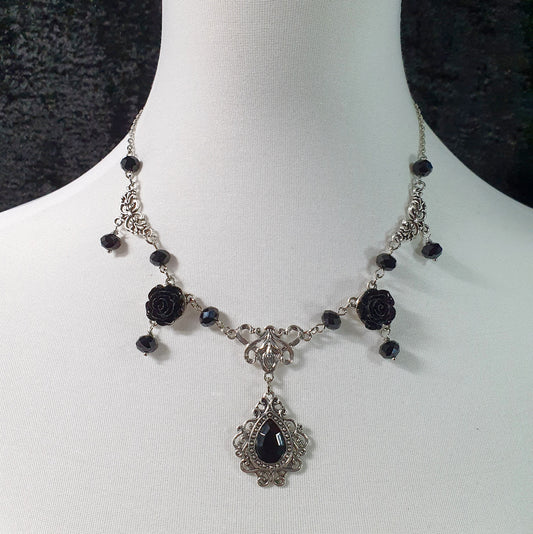 Choker Gothic Stil, Schwarze Rosen & Ornamente
