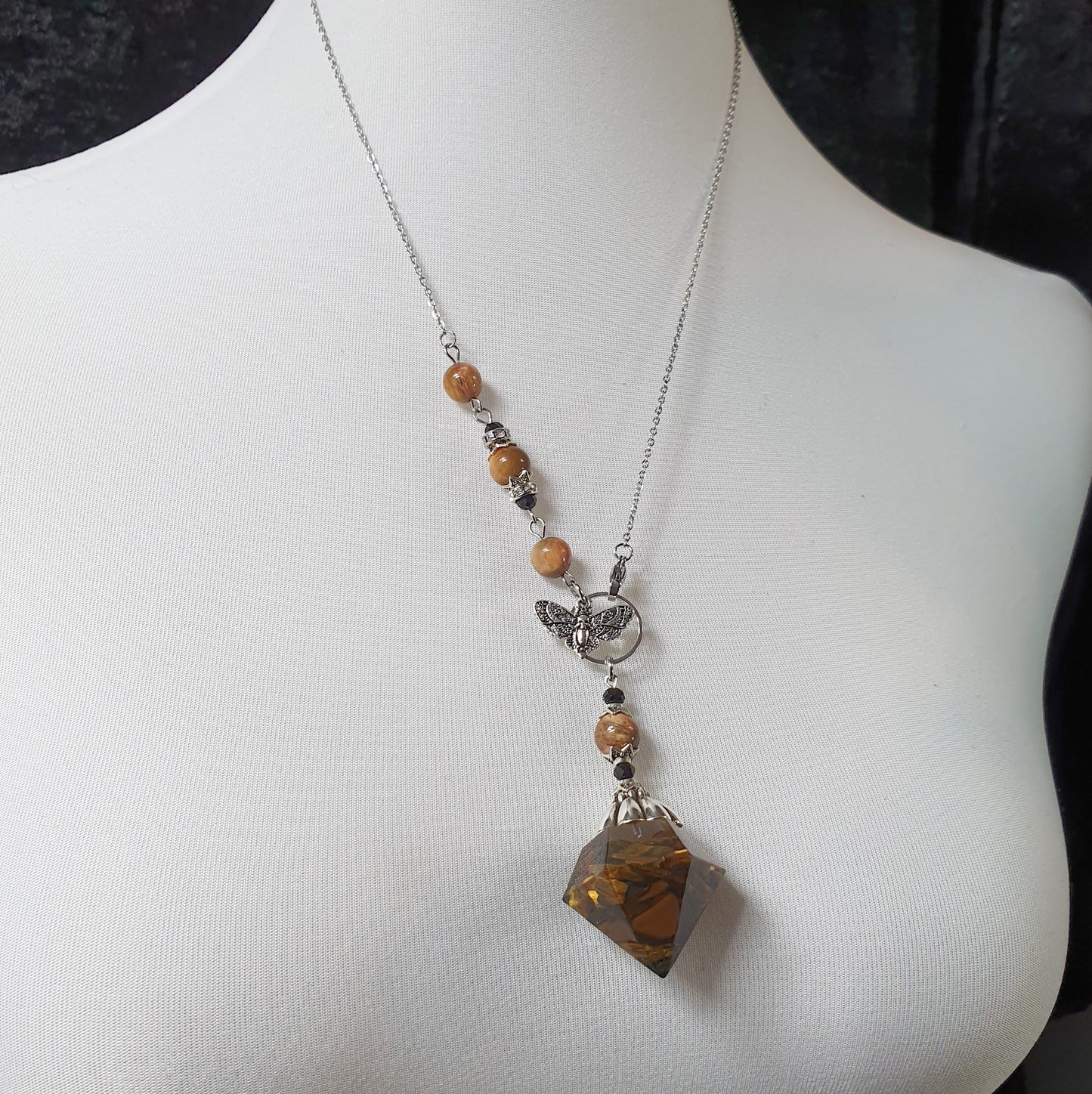 Pendelkette, Pendel Tigerauge mit Motte, Transformation, Schutz & Stärke