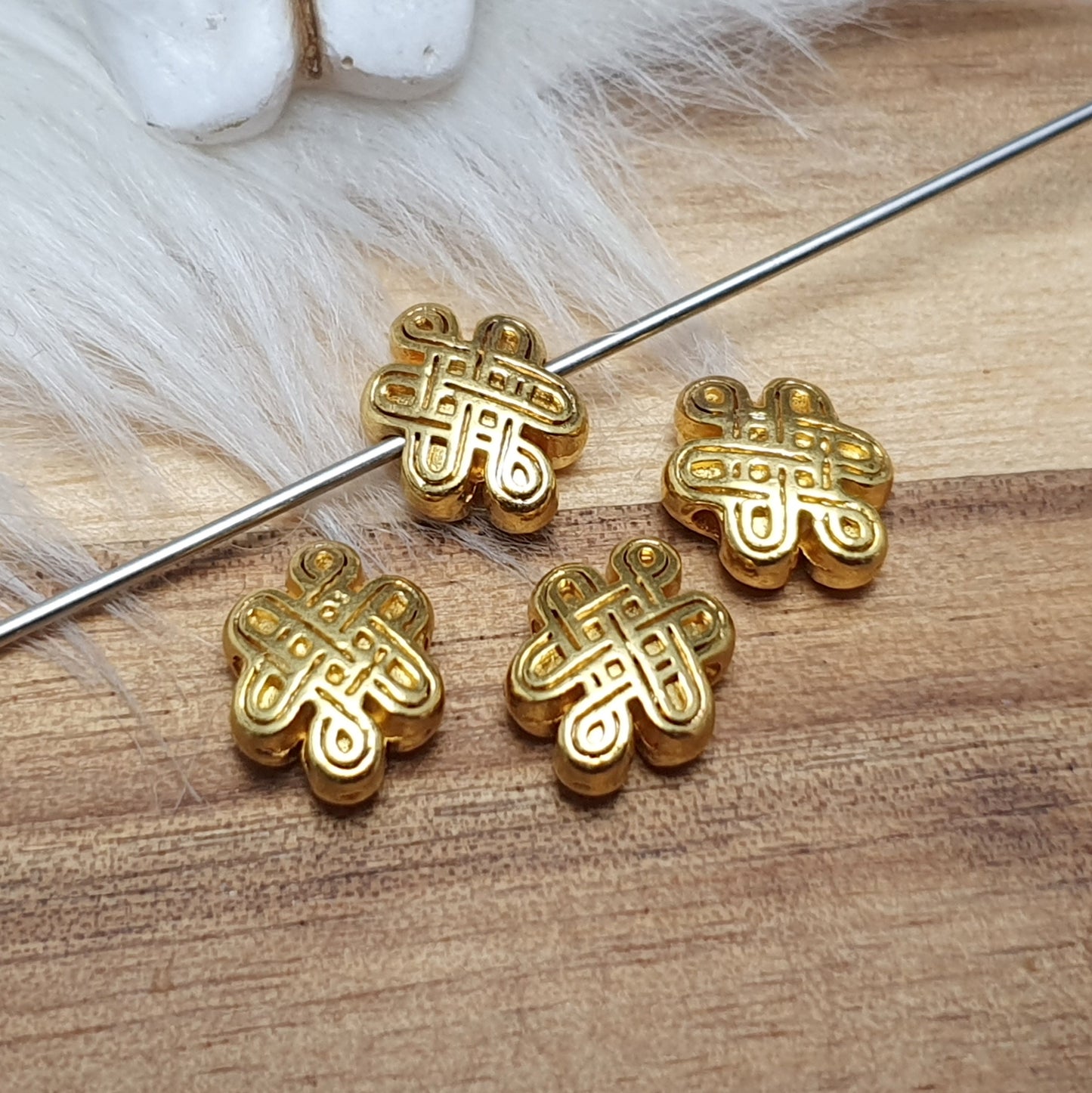 4 Metallperlen, Spacer, Knoten, 7x11mm, Schmuck Basteln