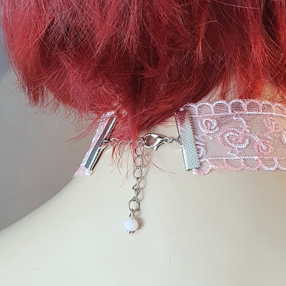 Choker, Halsband, rosa Spitze mit Blumenstickerei