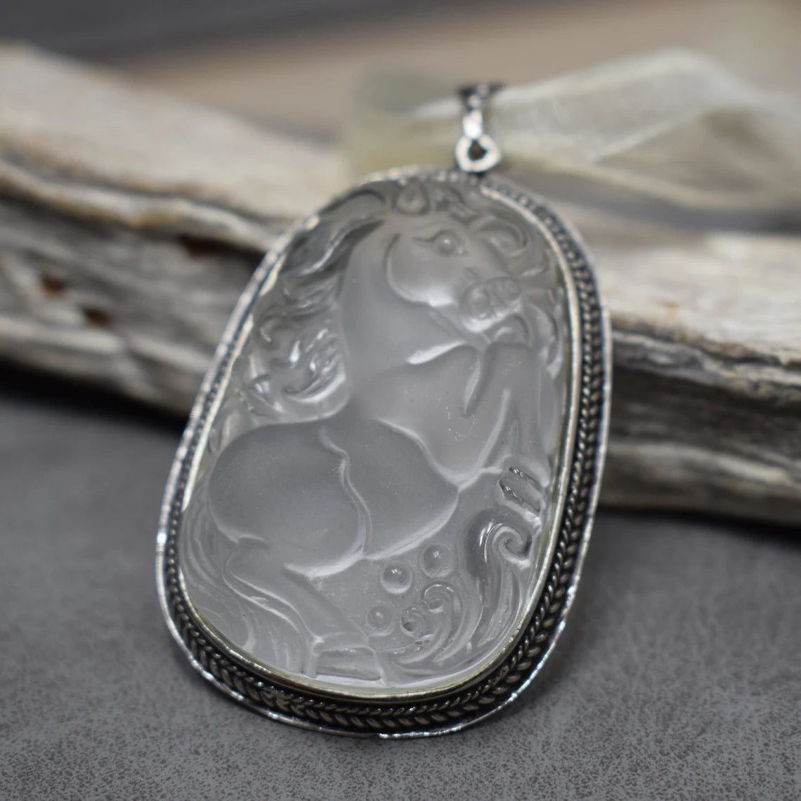 Anhänger Pferd, Glas, .925 Silber, + Organzakette, Weiß