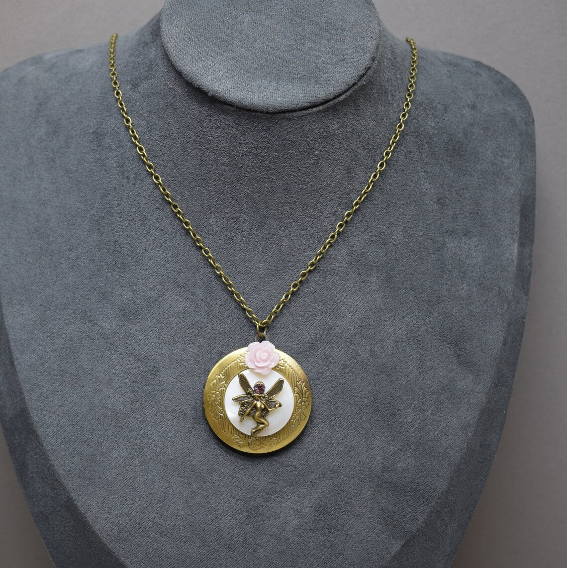 Anhängerkette, Kette mit Medaillon Elfe, Fairy, Muschel, Rose, Antik Bronze