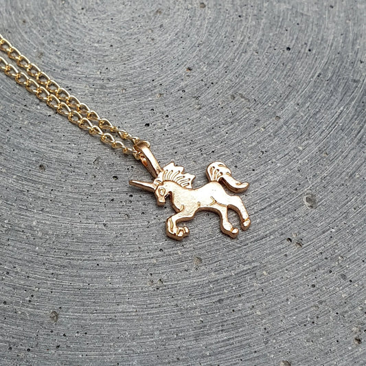 Kette mit Anhänger kleines Einhorn vergoldet oder versilbert