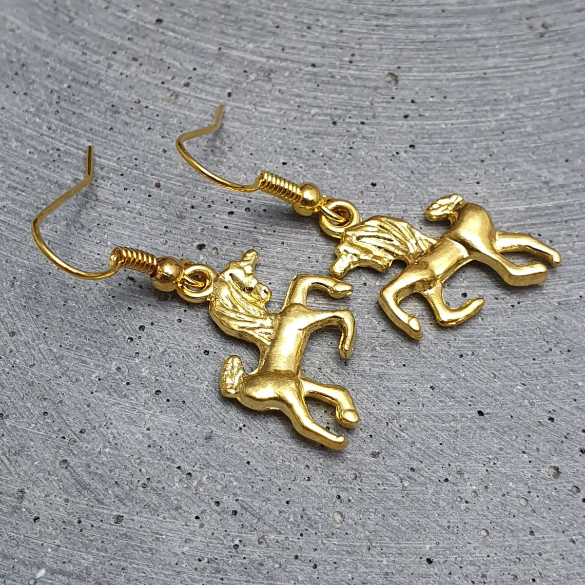 Ohrhänger Einhorn vergoldet