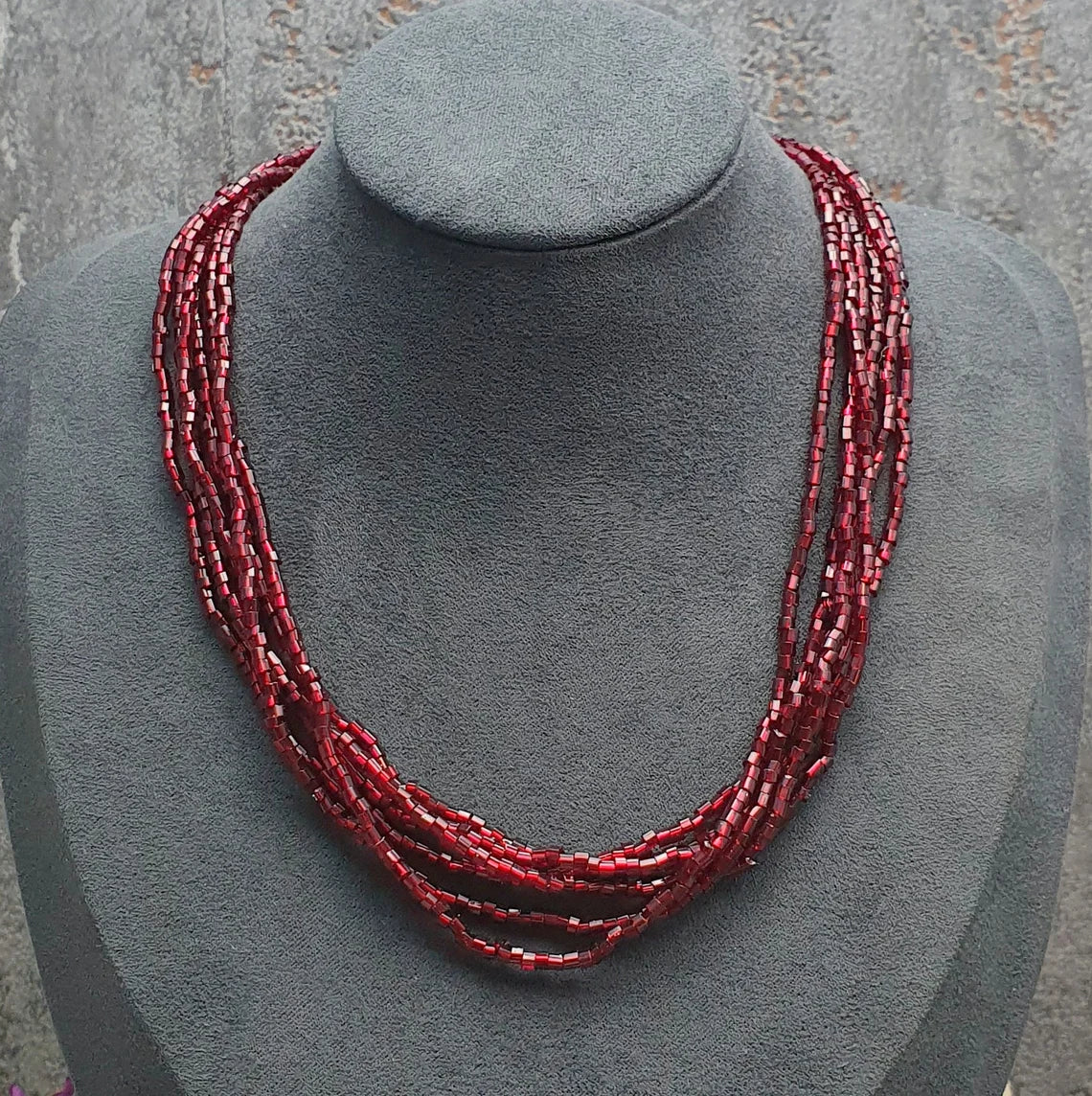 Choker Multistrang, Buggle Beads, Stiftperlen, dunkelrot