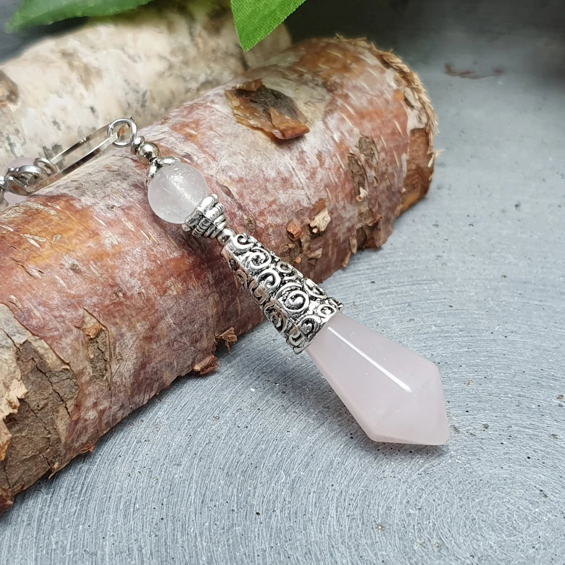 Pendel, Pendulum, Kette, Rosenquarz, Stier, Asmodel, Divination