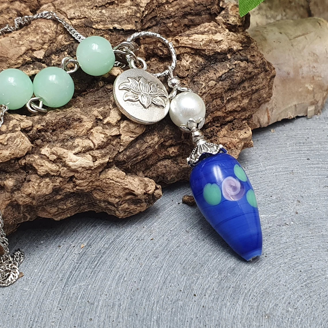 Pendel, Pendulum, Kette, Blaue Träne, Lotusblüte, Gute Ehe