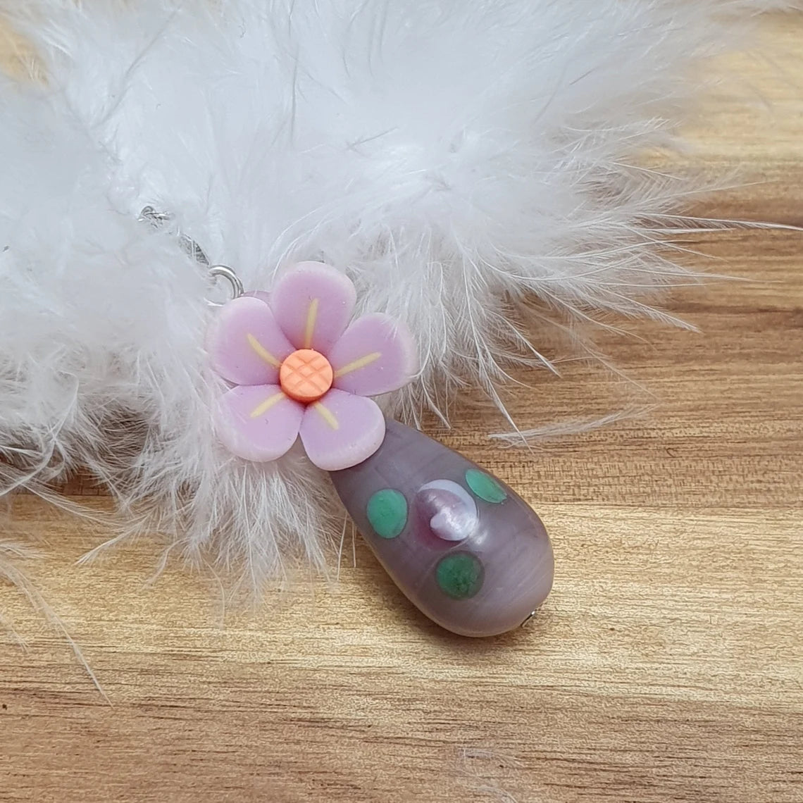 Edelstahlkette mit Anhänger, Glasträne mit Blume, Lila