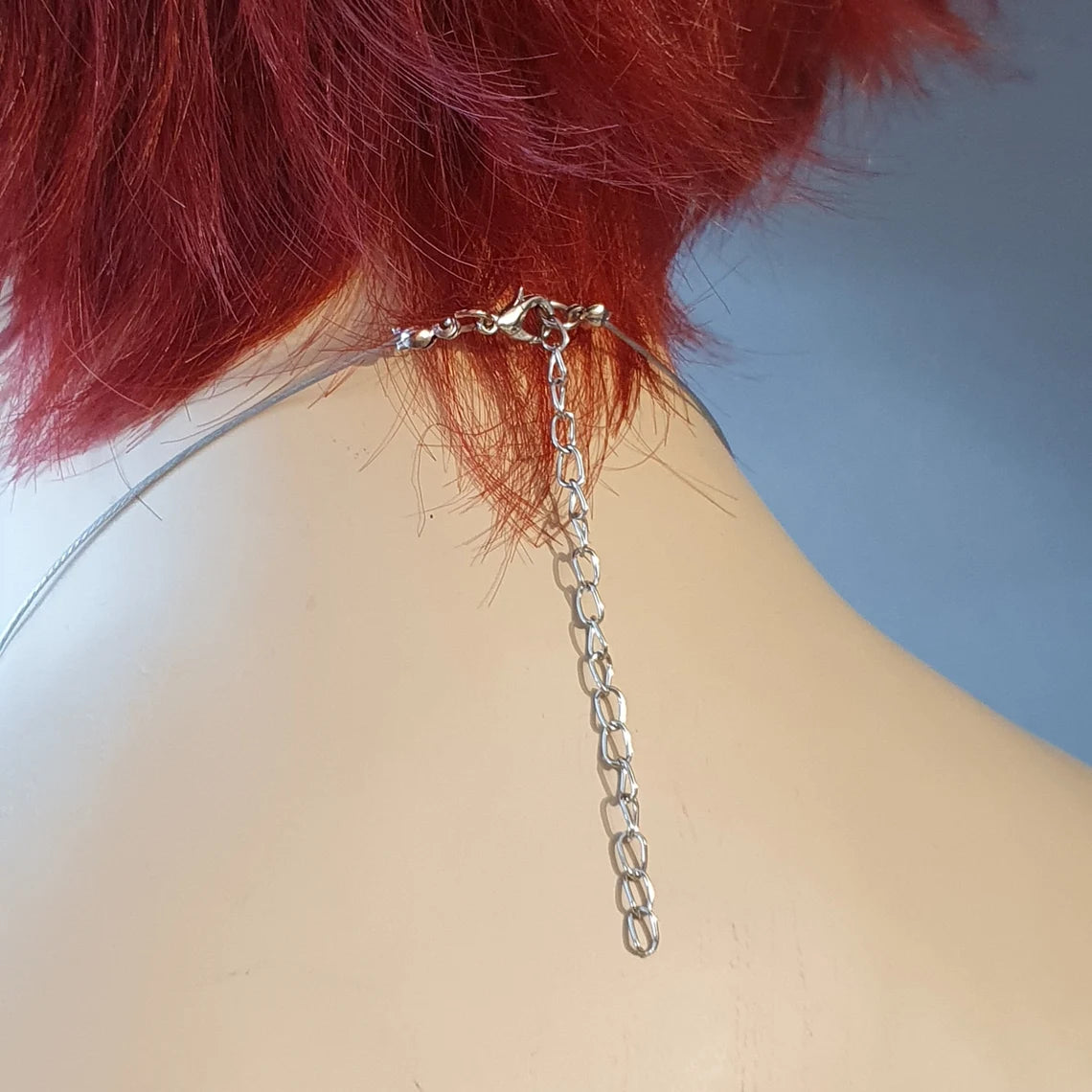 Halsreif mit großer Perle aus Muschel & Resin, Strass