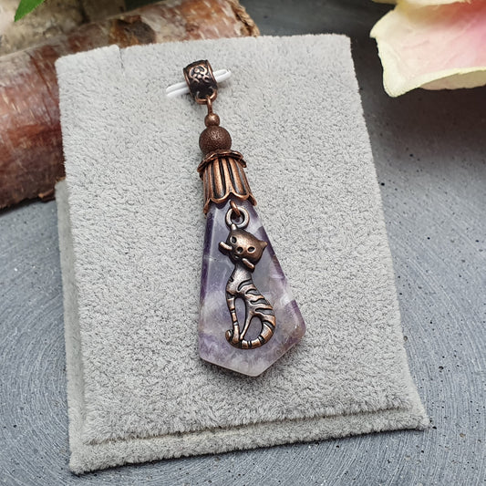 Anhänger Amethyst mit Katze, Antik Kupferfarbig