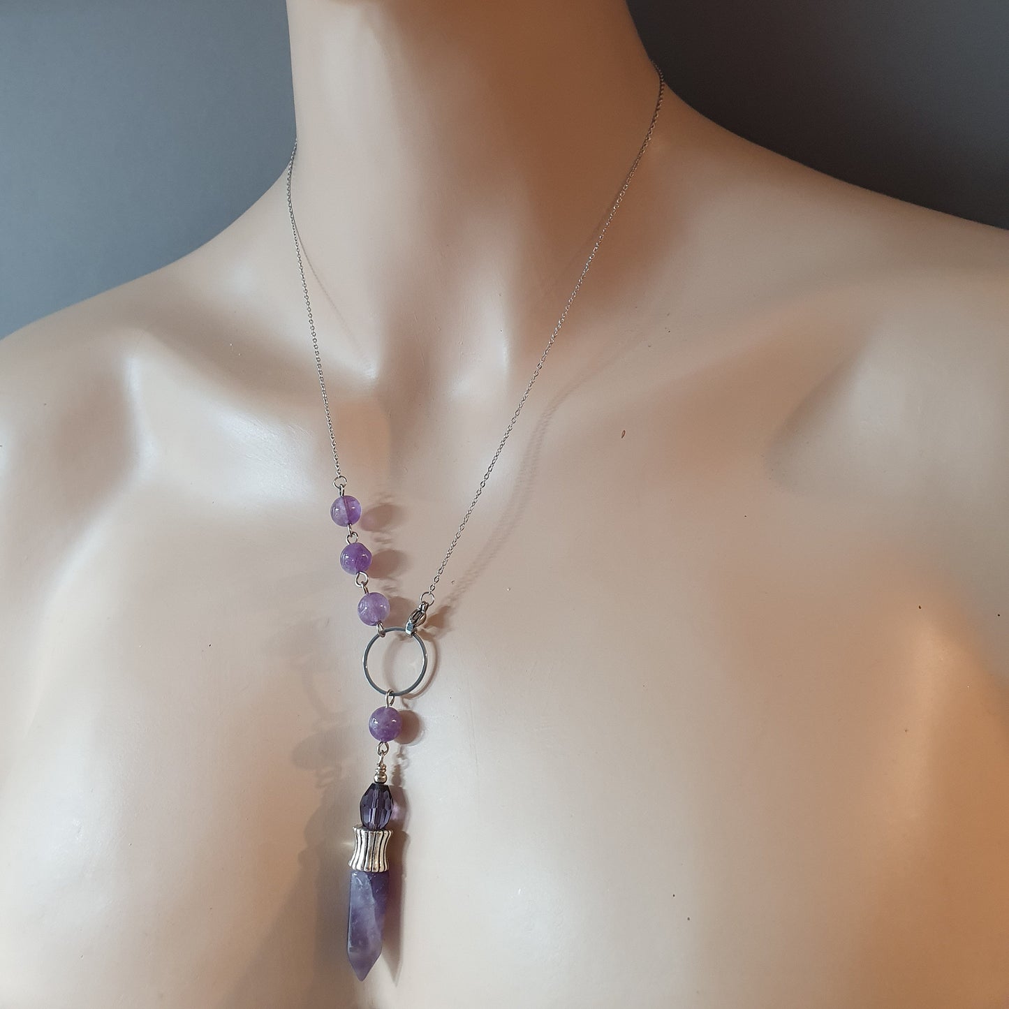 Pendel Pendulum aus Amethyst an Kette, Jungfrau, Treue, Harmonie