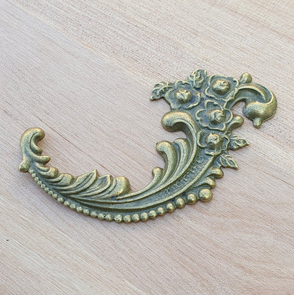 Barockes Zierteil, Gotik-Design im Vintage-Stil, antik bronzefarbig, 69mm