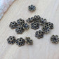 30 kleine Perlenkappen in Form von Blumen, 6mm, antik bronzefarbig