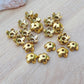 40 kleine Blümchen Perlenkappen, 6mm, antik goldfarbig