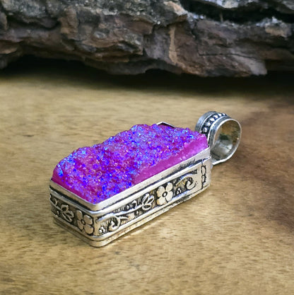 .925 Sterling Silber Anhänger, pinker Drusy Quarz mit Aura