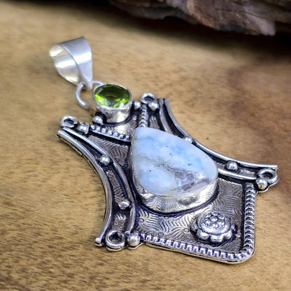 .925 Sterling Silber Anhänger, blauer Pektolith & Peridot