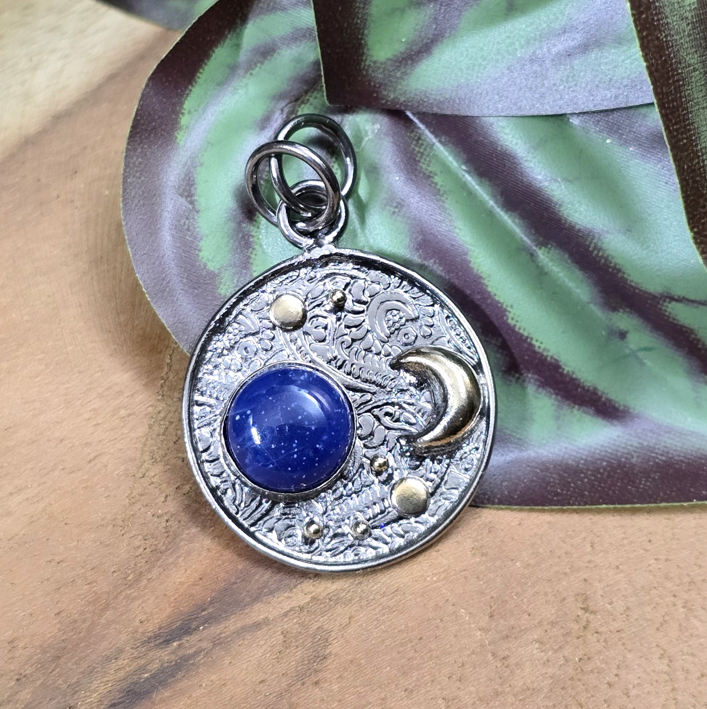 .925 Sterling Silber Anhänger, Sonne, Mond und Sterne mit Lapislazuli